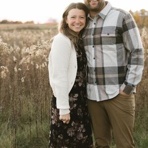 Meet your Posher, Caitlin